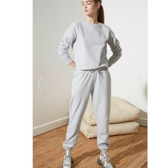 Gray Comfort Basic Knitted Sweatpants - Picture 4 of 10